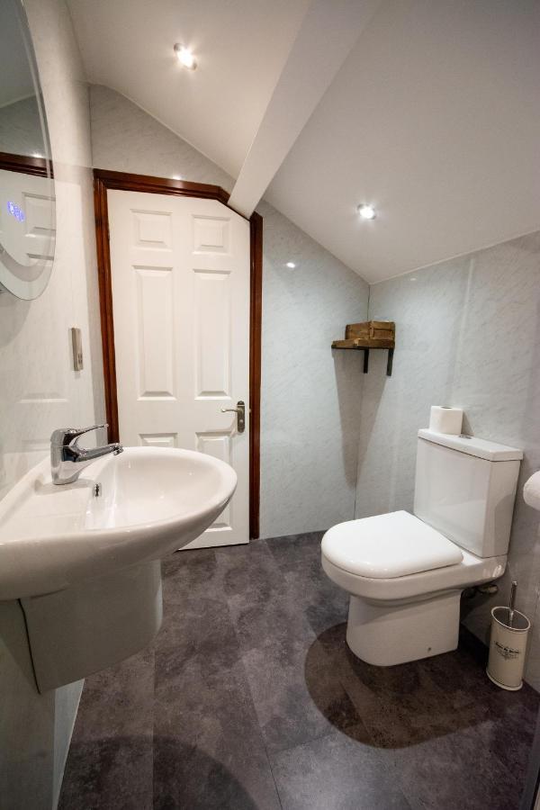 The Sun Boutique And Lounge Hotel Hawkshead Bagian luar foto